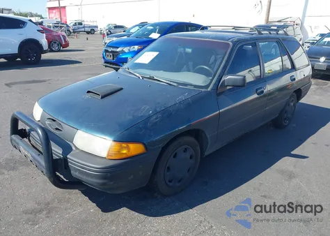 1995 Ford Escort Lx/Sport from USA, damaged, VIN 1FASP15J4SW362673